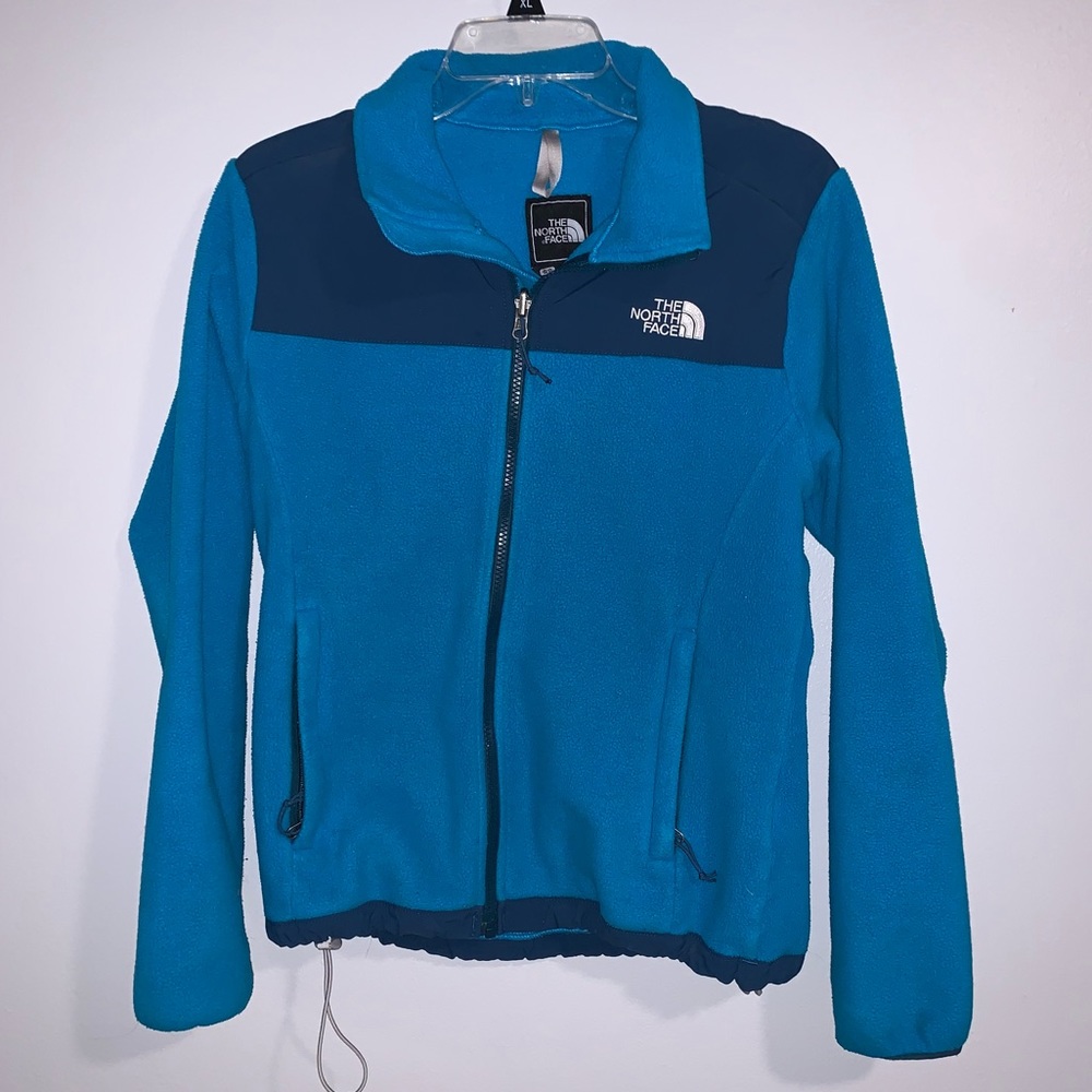 Women’s Zip Up North Face Jacket